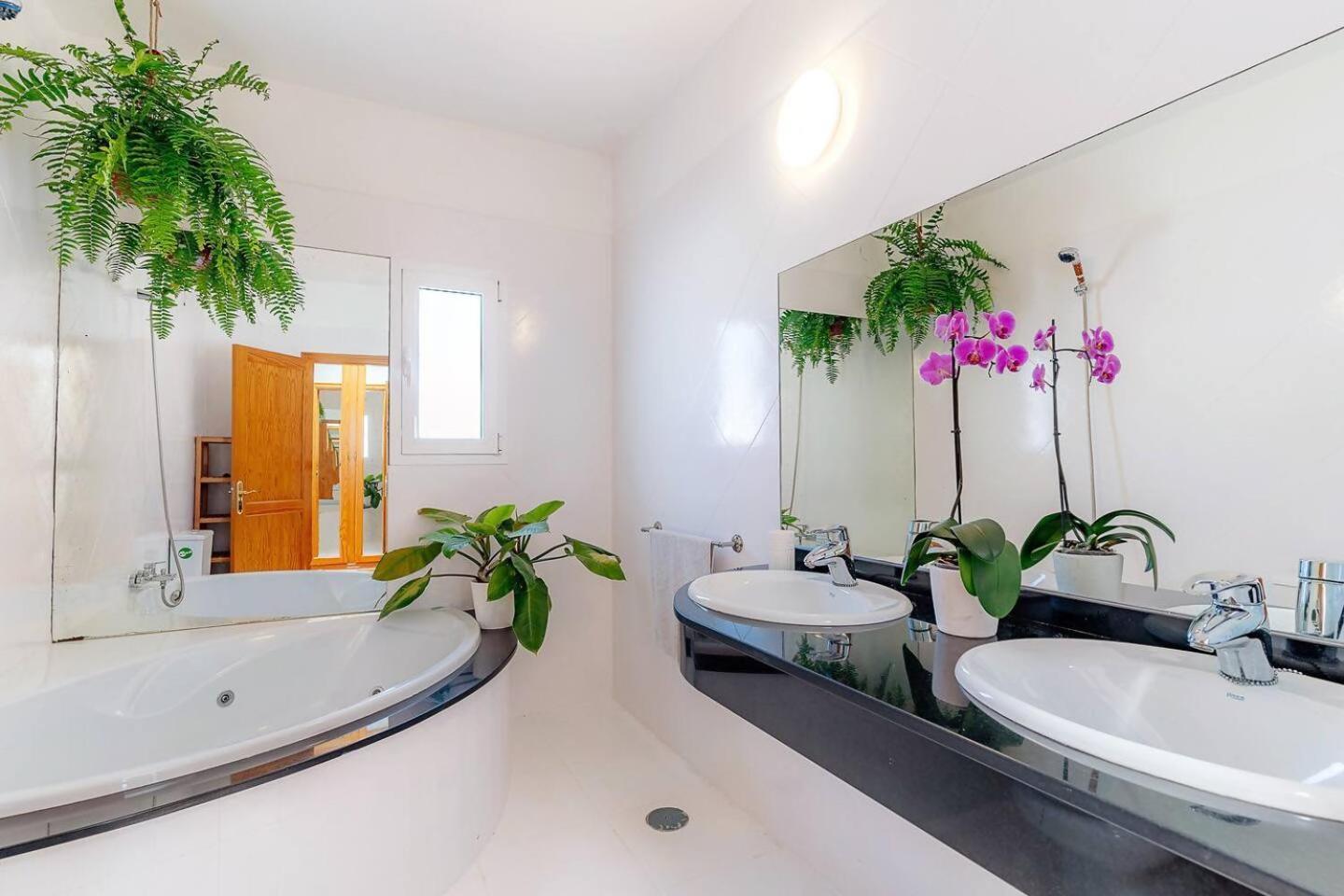 Amazing 3 Bedroom Ocean View With Pool Tías Exterior foto